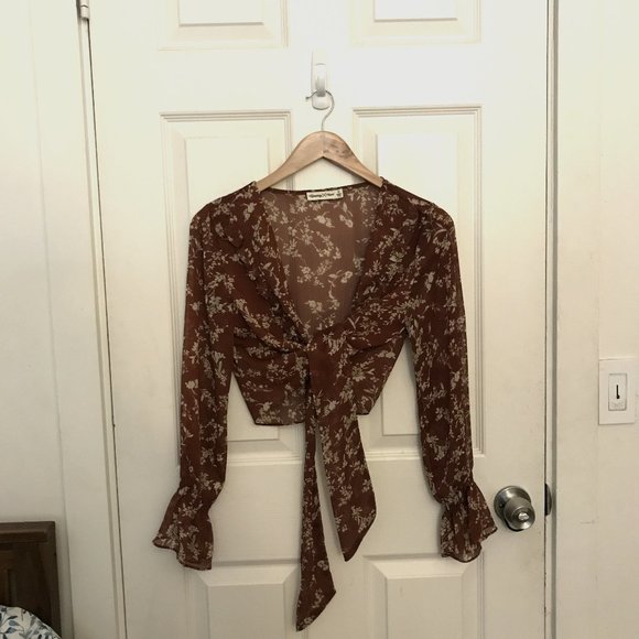 Cropped tie up top in rust floral - Picture 2 of 5
